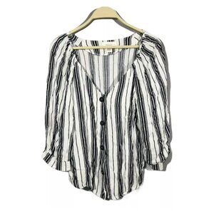 Urban Romantics Blouse Crop Top Women Size M Stripe Vneck Button Casual Comfy